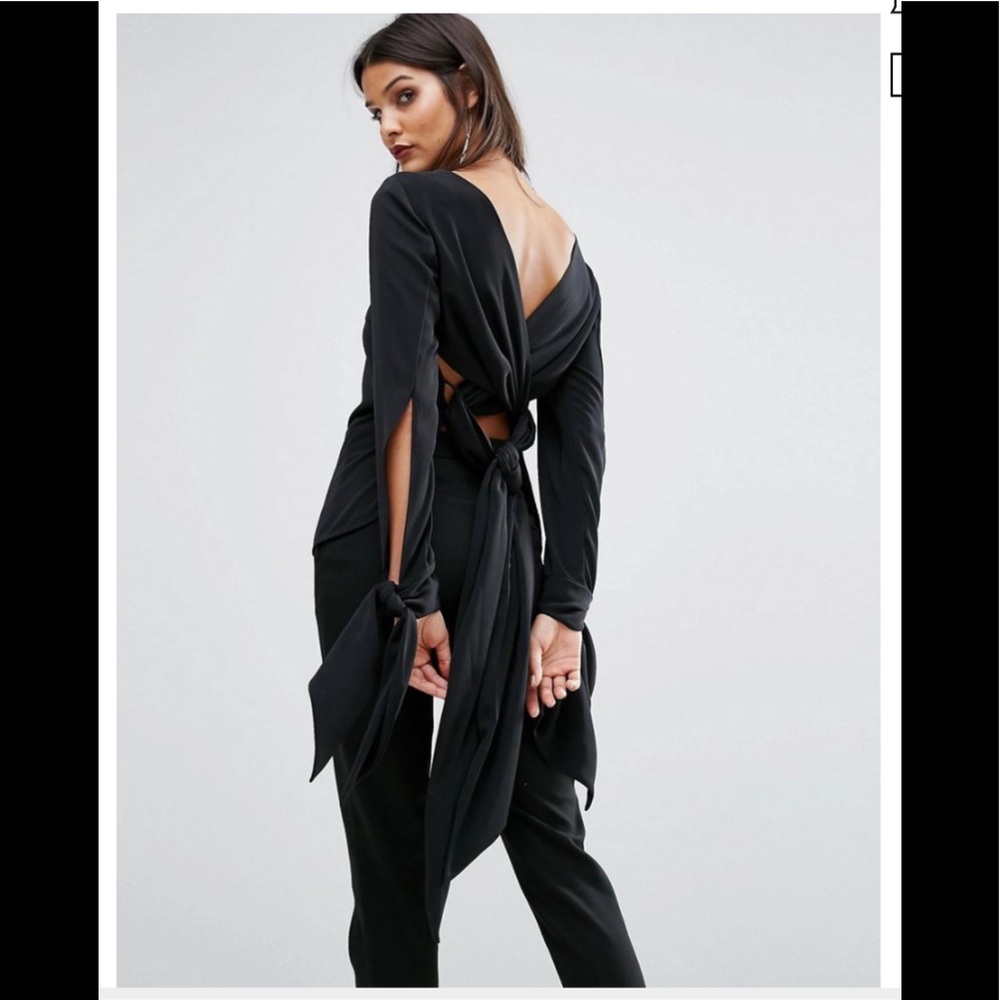 Finders I Spy Tie Black Long sleeve Top